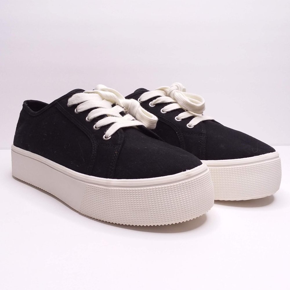 Torrid Black Canvas Platform Sneakers sz 10